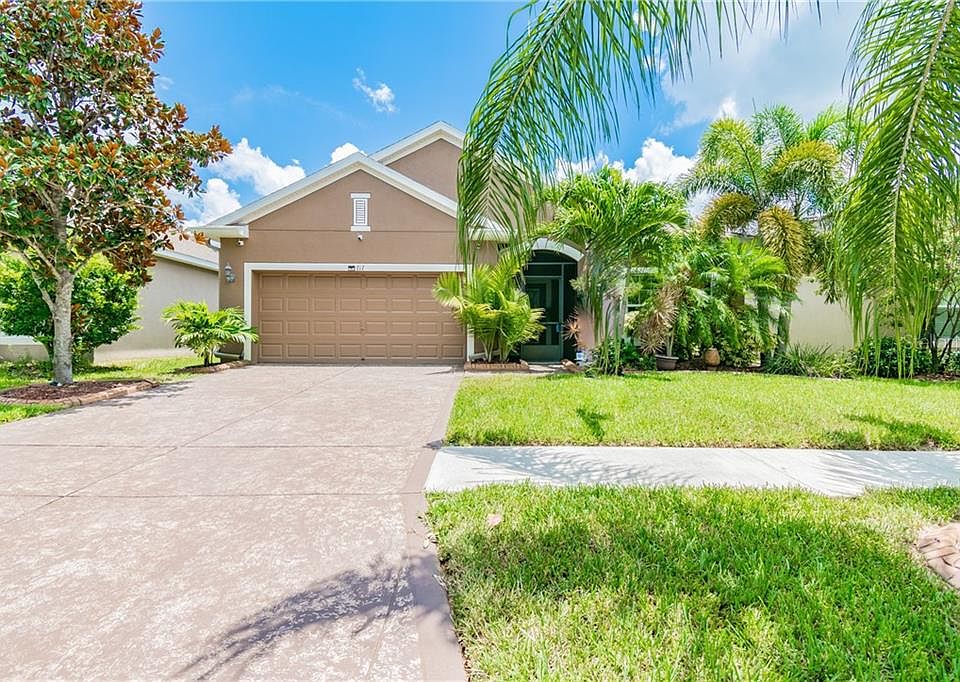 1st image of 717 Fern Leaf Dr