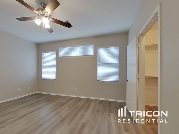 5th image of 12617 N 148th Ct