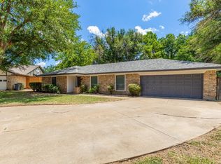 1012 Hickory Ct, Mansfield, TX 76063