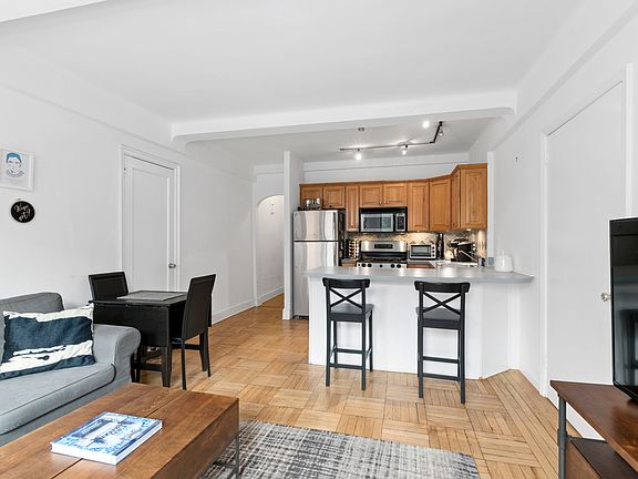 3rd image of 235 W 102nd St APT 2HH