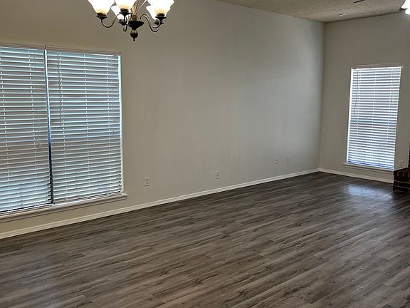 3rd image of 7717 Iola Dr