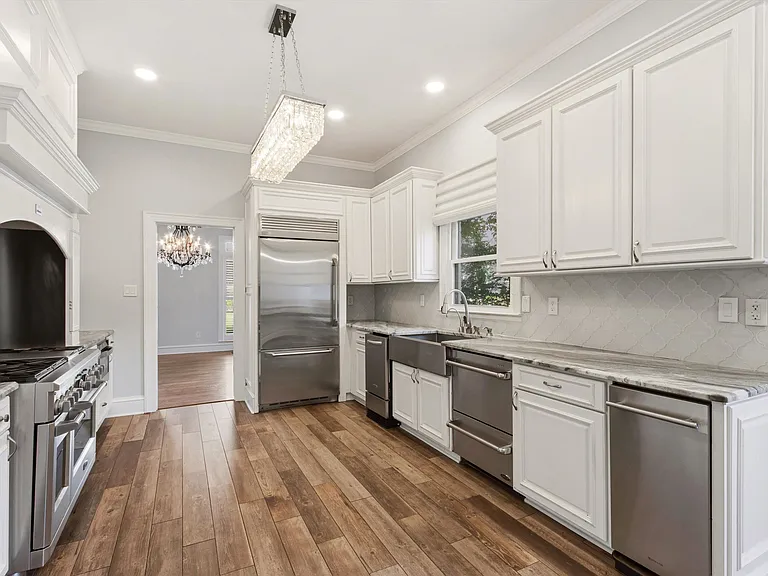 1574 Whitmar Pl E — Photo 10