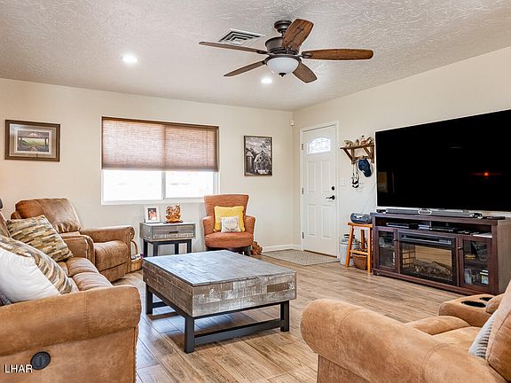 5th image of 906 McCulloch Blvd S