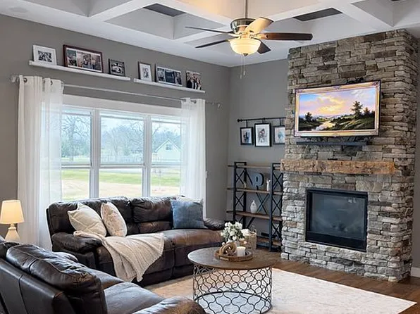 4535 Par Cir, Marion, IA 52302