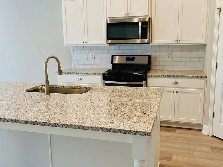 2425 Morgan Place Dr — Photo 17