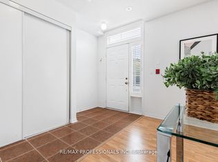 3400 Lake Shore Blvd W #104, Toronto, ON M8W 4Z9