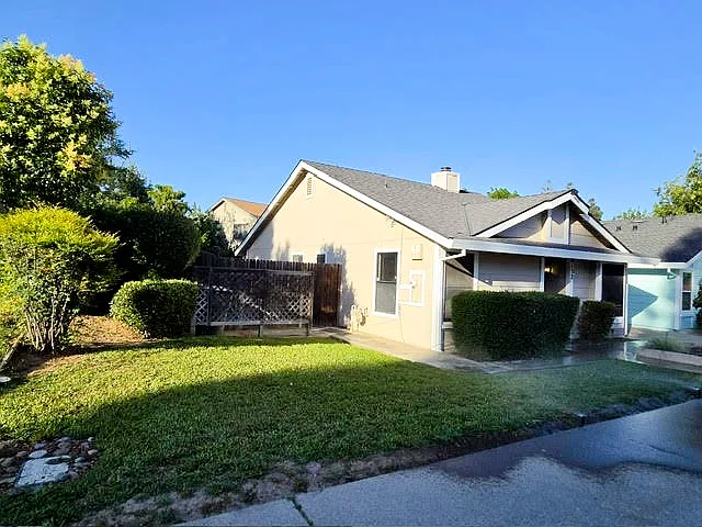 Building Photo - 8132 Clarion Cir