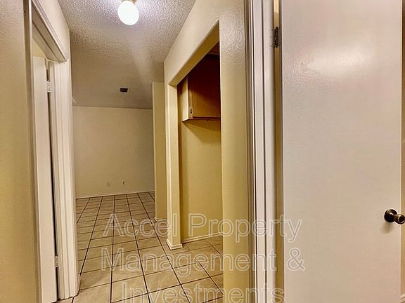 4th image of 1201 W Carmen Ave APT 10
