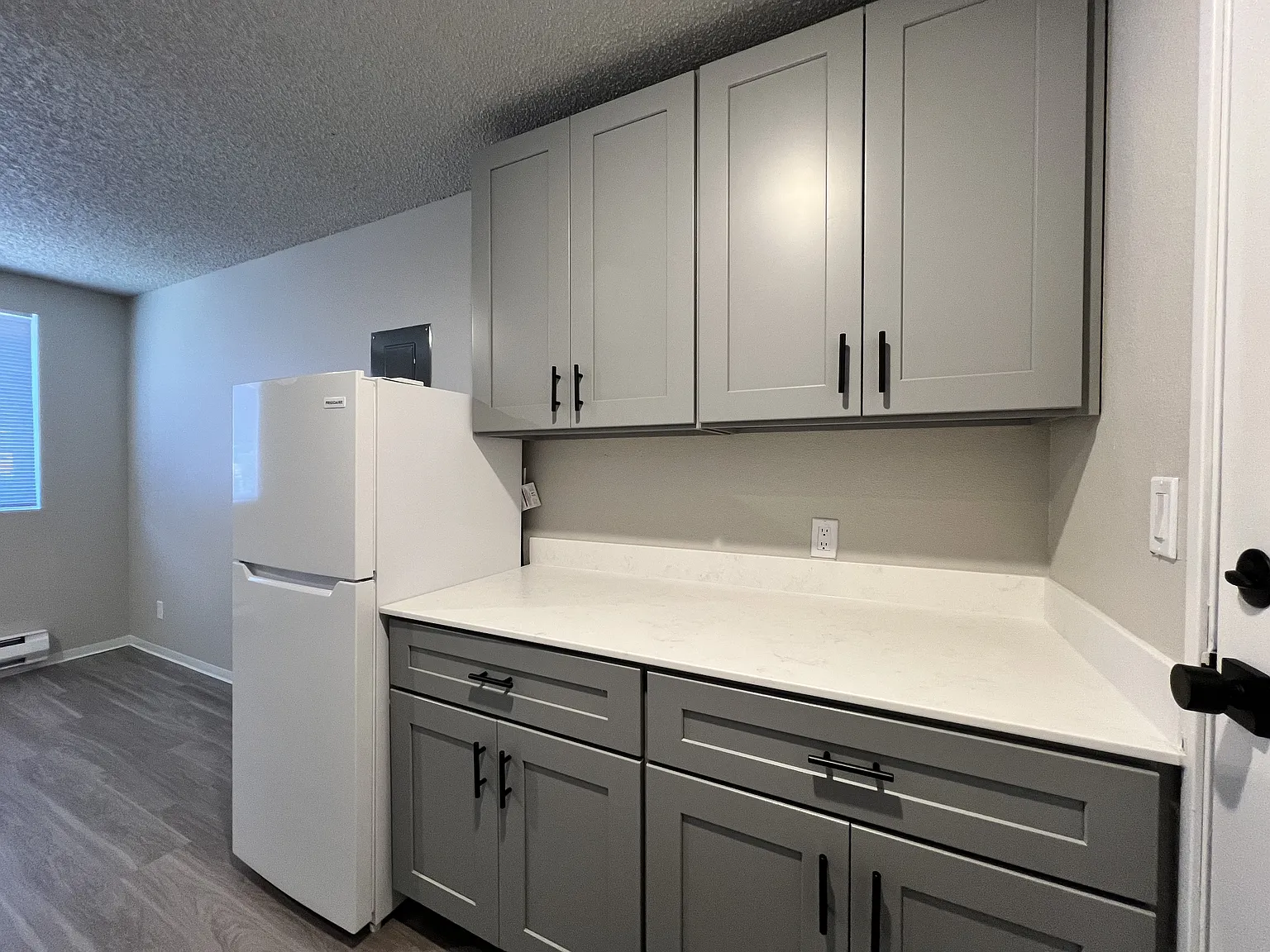 Badger & Blue Lake Apartments — Photo 1
