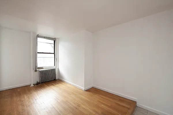 Rented by R New York | media 2