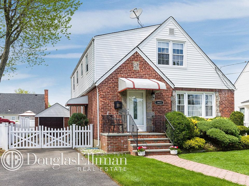 1st image of 1623 Lowell Ave