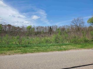 N 7th St, Avoca, WI 53506