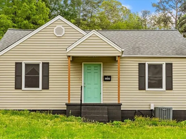 1257 Churton St, Winston Salem, NC 27103