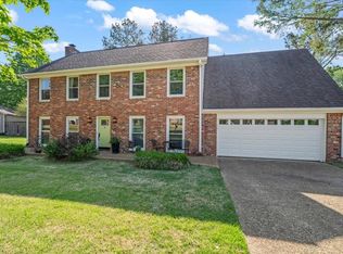 415 E Valleywood Dr, Collierville, TN 38017