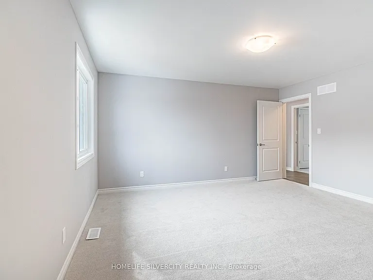 215 Southworth St N — Photo 20