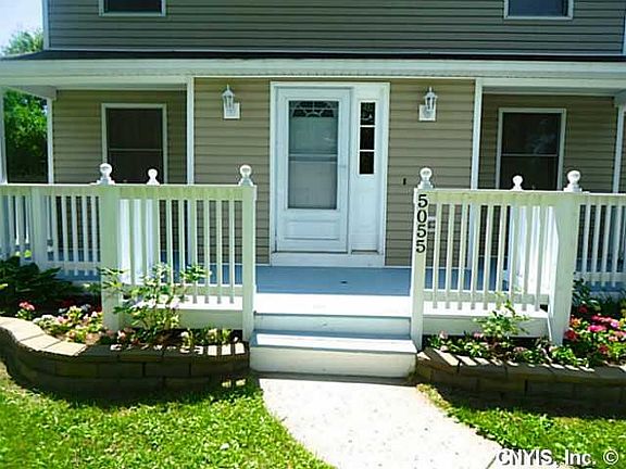2nd image of 5055 Hackberry Ln