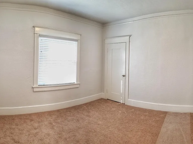 1229 C St — Photo 13