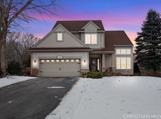 5820 Fieldstone Rdg NE, Rockford, MI 49341