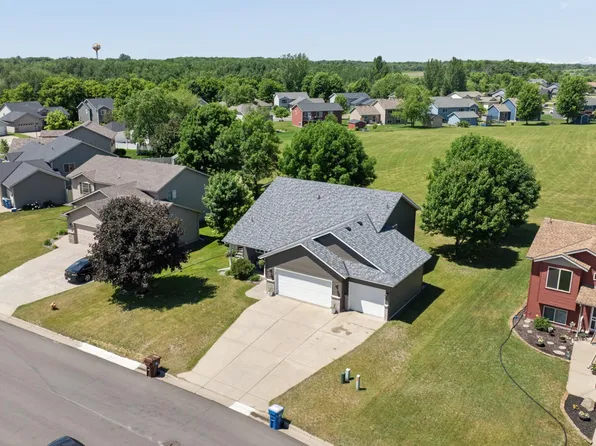 2513 Ocarina Dr, Sauk Rapids, MN 56379