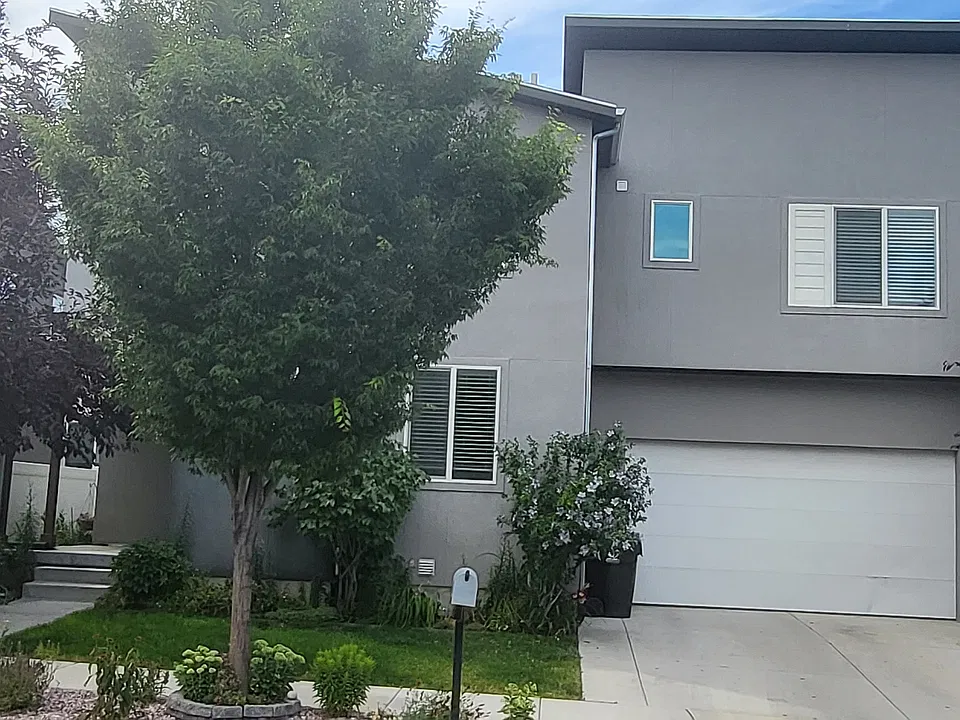 5332 W Silver Clover Ln