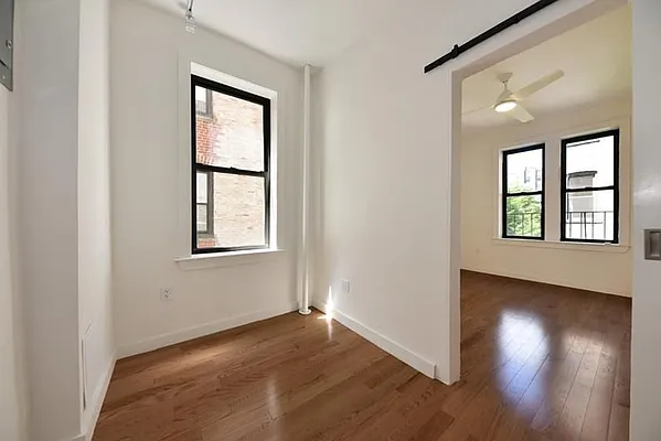 Rented by Buchbinder & Warren | media 23