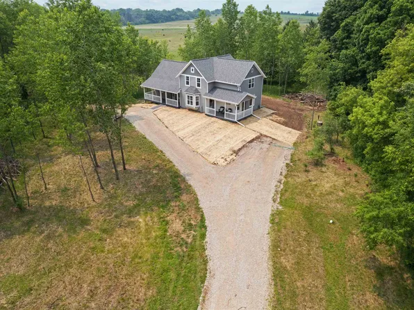 8295 Steeple Hill Dr, Larsen, WI 54947