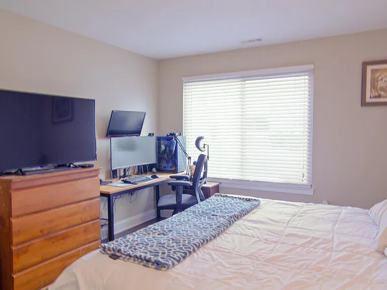 2101 Sandra Rd — Photo 10