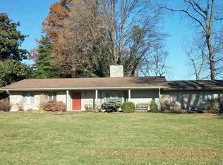 1516 Old Wheatland Rd, Vincennes, IN 47591