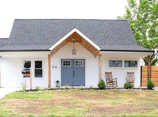 54 Quarry Rd, Levittown, PA 19057