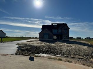 2209 Continent Ct, Krum, TX 76249
