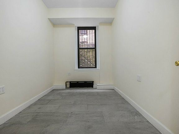 4th image of 266 E 21st St #Ll1