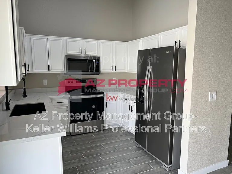 73 S Aspen Ct — Photo 3