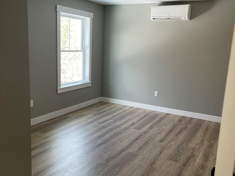 7 W Shore Dr — Photo 8