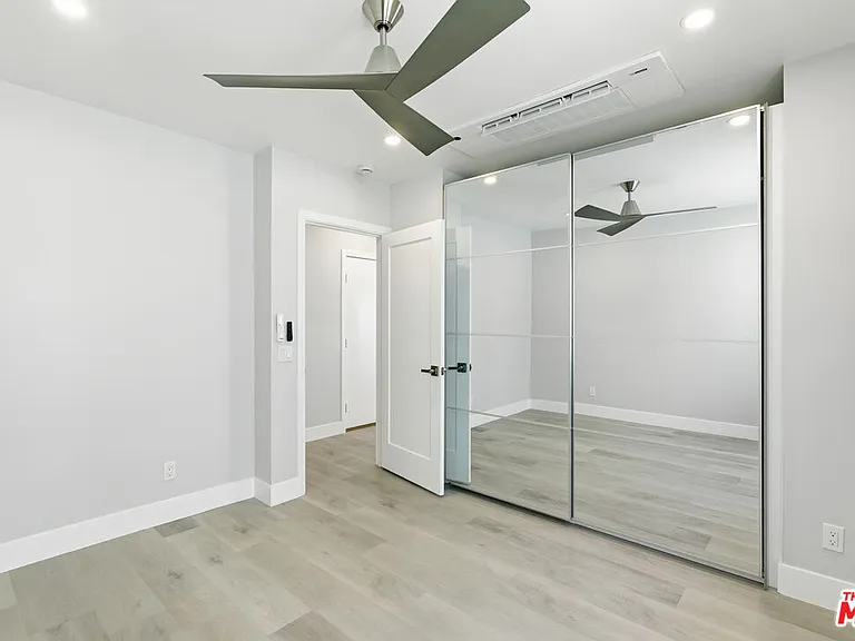 224 N New Hampshire Ave — Photo 16