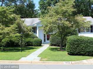 1432 Colleen Ln, Mc Lean, VA 22101