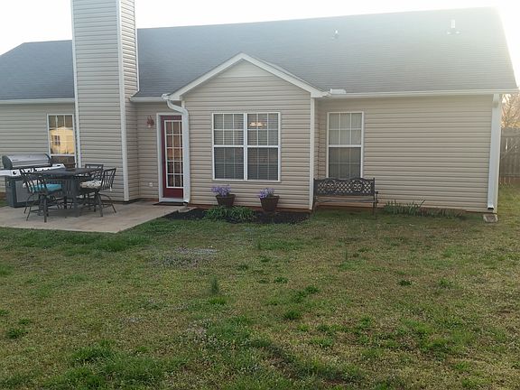 2nd image of 120 Meadow Green Dr