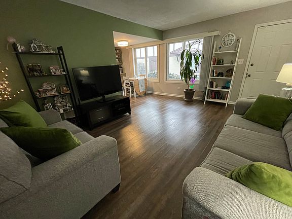 2nd image of 6076 Fremont Dr Unit 0
