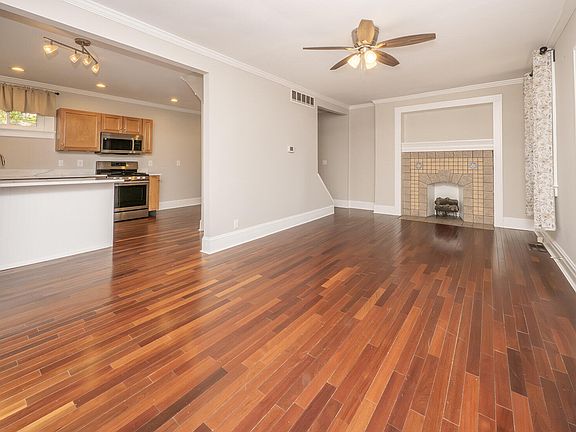 4th image of 11 Tower Hill Rd