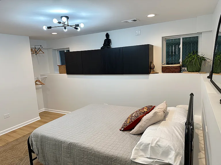 3250 W Belle Plaine Ave #3 — Photo 13