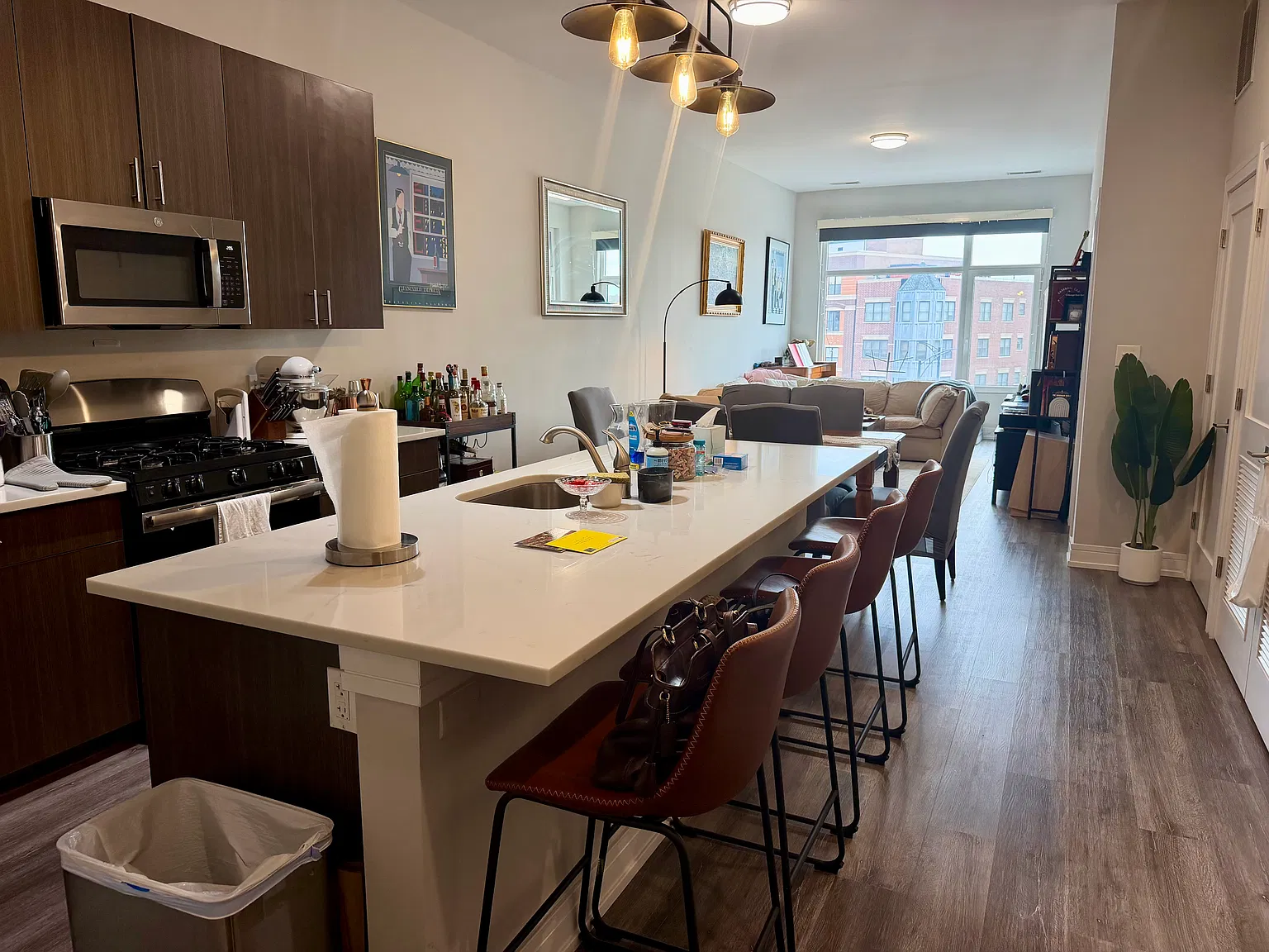 2 bed, 1285 sqft, $3,500 — Photo 1