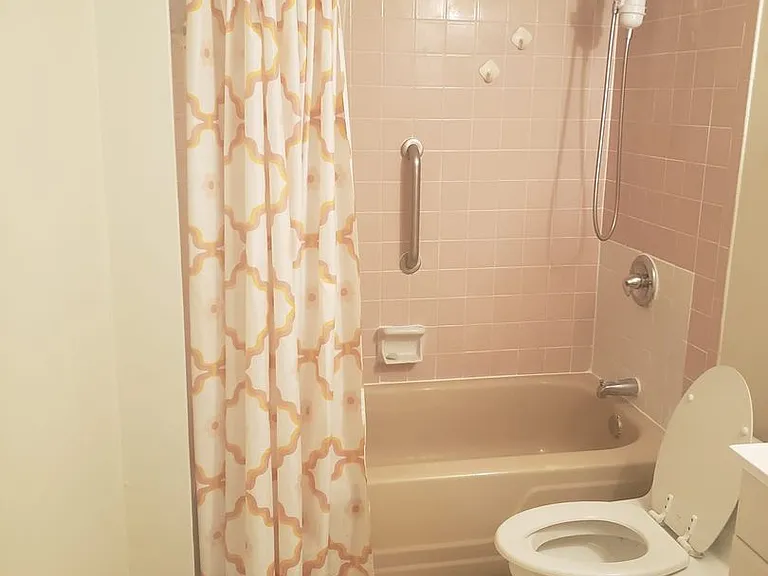 865 Sky Lake Cir #C — Photo 10