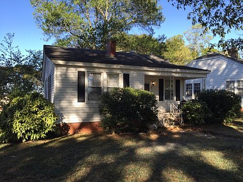 Cute 3 bedroom 1 bath bungalow home