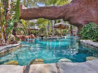 9175 Fletcher Dr, La Mesa, CA 91941