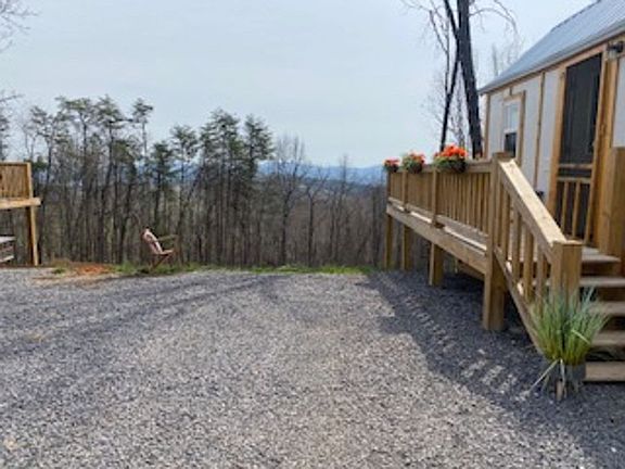 2nd image of 180 Lakeland Ridge Rd #41