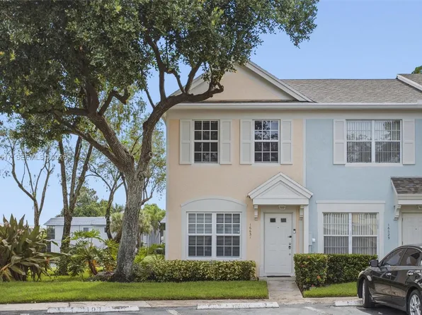 16631 Hemingway Dr, Weston, FL 33326