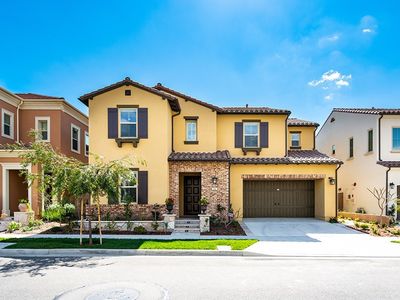 68 Hearst, Irvine, CA, 92620