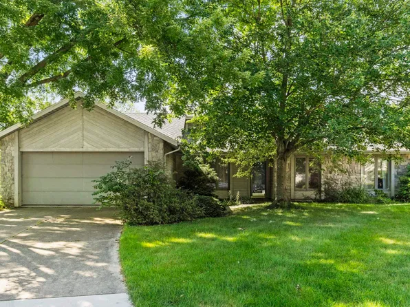 8415 Creekside Pl, Fort Wayne, IN 46804