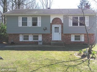 1067 Omar Dr, Crownsville, MD