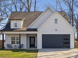 102 Oak Hill Dr, Portland, TN 37148