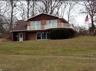 1411 Elm St, Hamilton, IL 62341